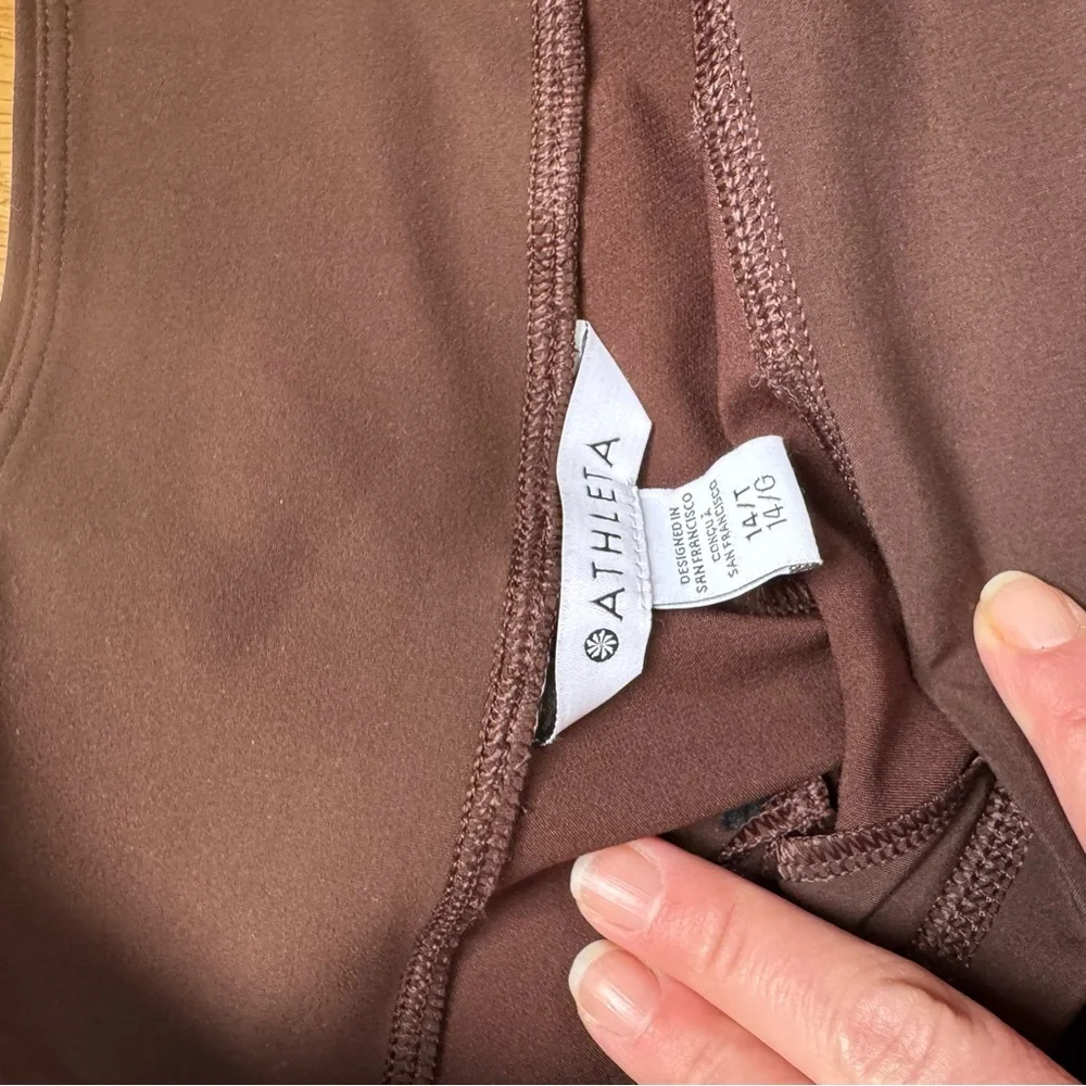 Athleta Endless Pants in color “Woodland” brown - Picture 2 of 5